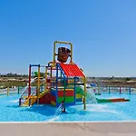 Hotel Blue Lagoon 5*