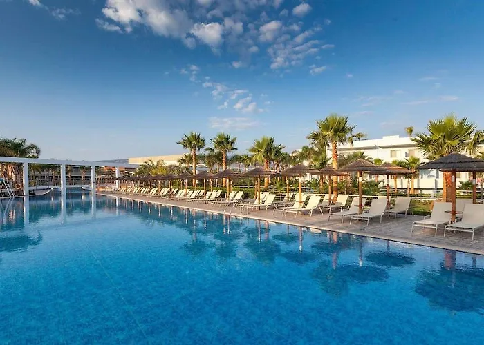 Blue Lagoon Ξενοδοχείο Λάμπη