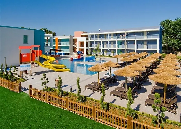 Blue Lagoon Ξενοδοχείο Λάμπη