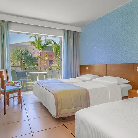 Blue Lagoon 5* ランピ