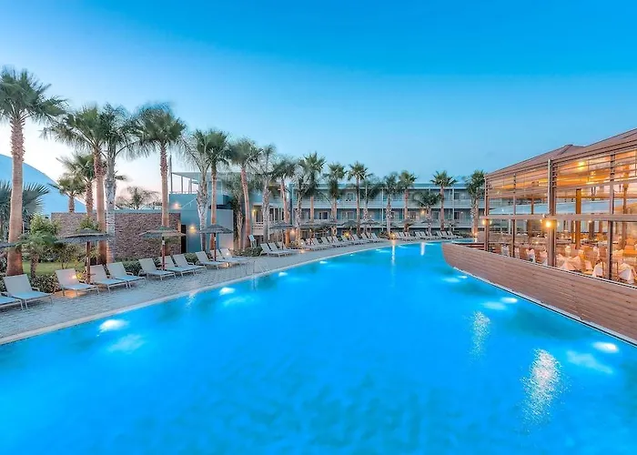 Hotel Blue Lagoon 5*