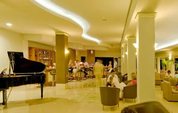 Blue Lagoon Hotel