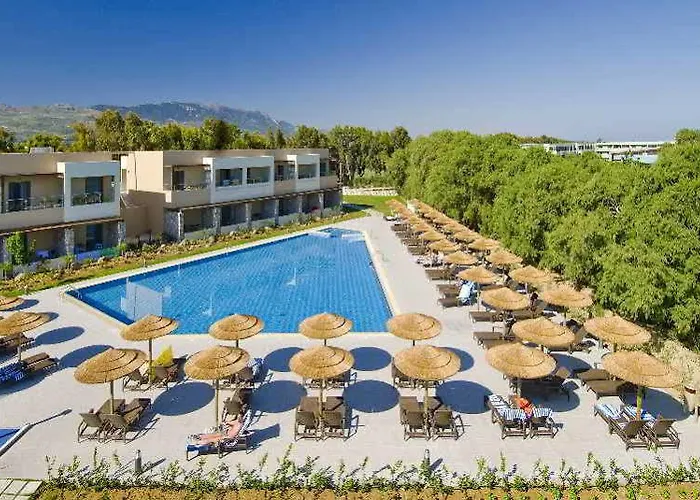 Blue Lagoon Ξενοδοχείο Λάμπη