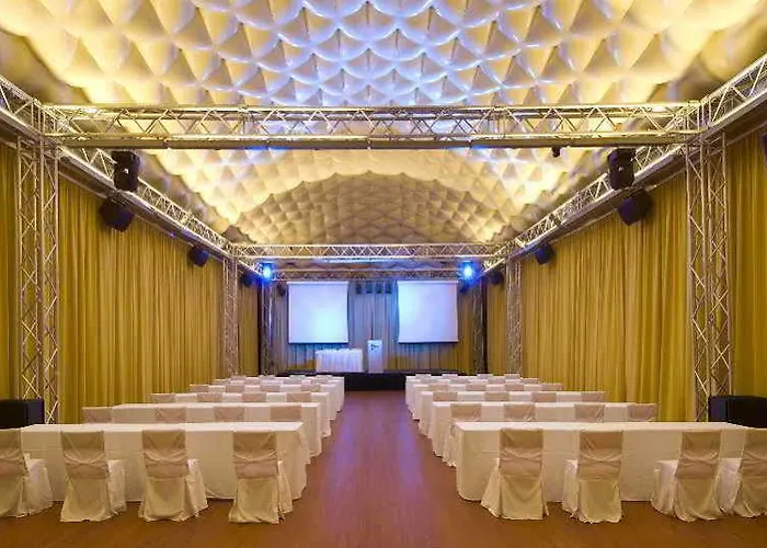 Blue Lagoon 5* Λάμπη