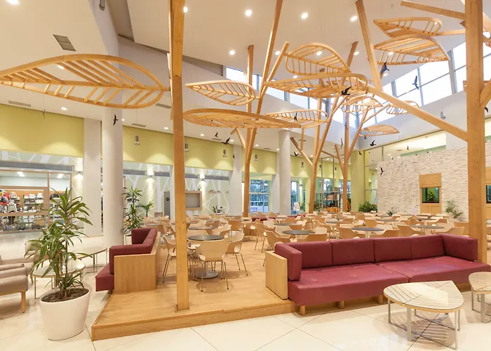 Blue Lagoon Hotell 5*